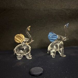 Mini Glass Blown Elephants Set of 2